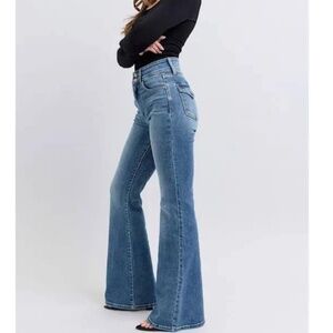 Judy Blue JEANS Flap Pocket FLARE Jeans style JB82630 like New sz 11 / 30